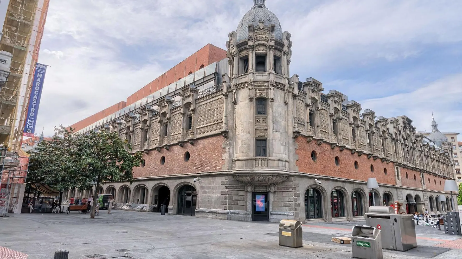 Azkuna Plaza & Vista Alegre By Next Stop Bilbao